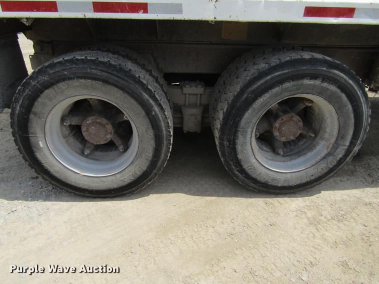 image for item DF3814 1989 GMC C7000 dump truck