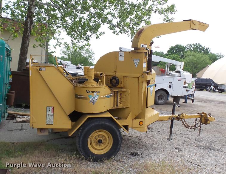 image for item DP9529 1994 Vermeer 1250 wood chipper