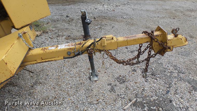 image for item DP9529 1994 Vermeer 1250 wood chipper