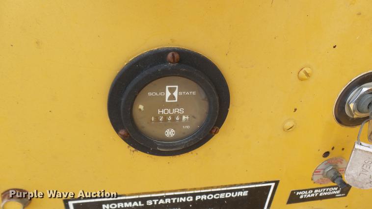 image for item DP9529 1994 Vermeer 1250 wood chipper