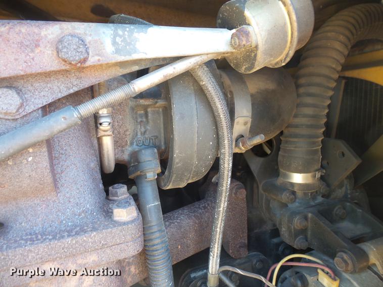 image for item DV9308 1999 Vermeer V8550A vibratory cable plow