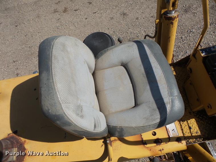 image for item DV9308 1999 Vermeer V8550A vibratory cable plow