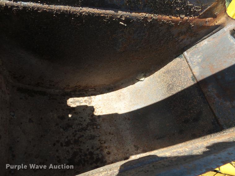 image for item DV9308 1999 Vermeer V8550A vibratory cable plow