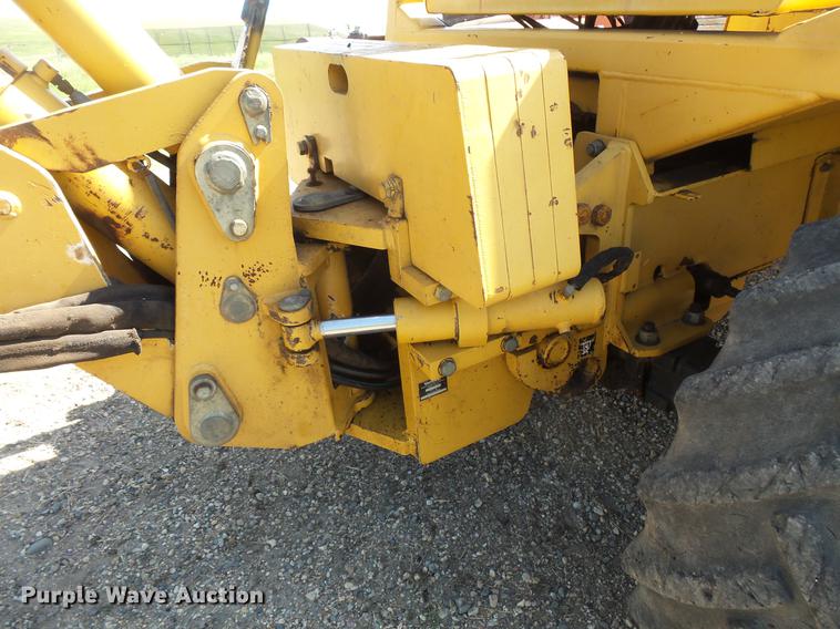 image for item DV9308 1999 Vermeer V8550A vibratory cable plow
