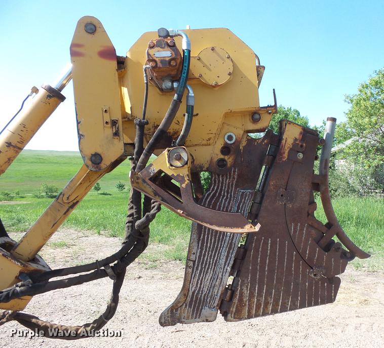 image for item DV9308 1999 Vermeer V8550A vibratory cable plow