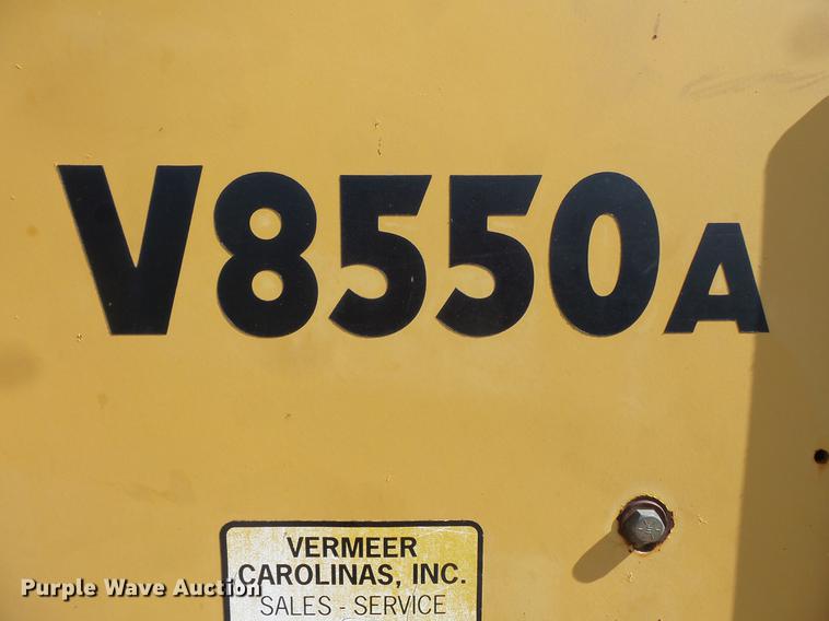image for item DV9308 1999 Vermeer V8550A vibratory cable plow