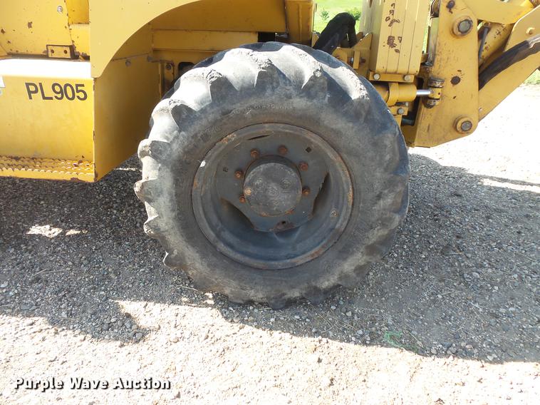 image for item DV9308 1999 Vermeer V8550A vibratory cable plow