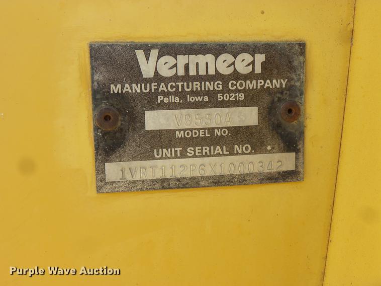 image for item DV9308 1999 Vermeer V8550A vibratory cable plow