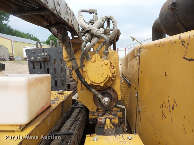 image for item DV9324 2000 Vermeer D24X40A directional boring unit