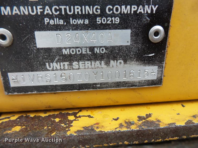 image for item DV9324 2000 Vermeer D24X40A directional boring unit