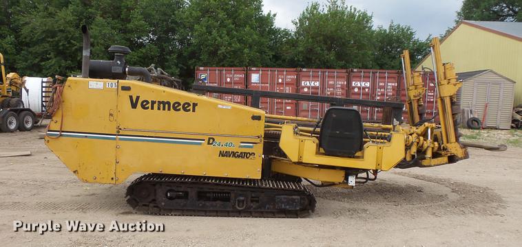image for item DV9325 1999 Vermeer D24X40A directional boring unit
