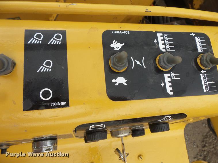 image for item DV9325 1999 Vermeer D24X40A directional boring unit