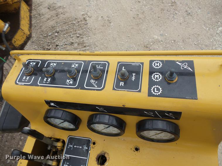 image for item DV9325 1999 Vermeer D24X40A directional boring unit