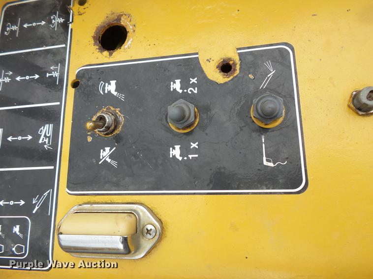 image for item DV9325 1999 Vermeer D24X40A directional boring unit