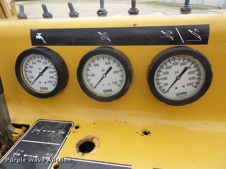 image for item DV9325 1999 Vermeer D24X40A directional boring unit