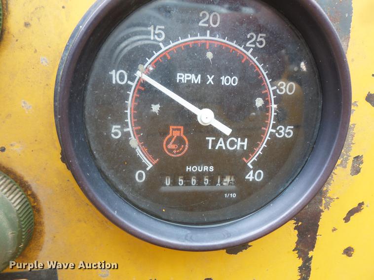 image for item DV9325 1999 Vermeer D24X40A directional boring unit