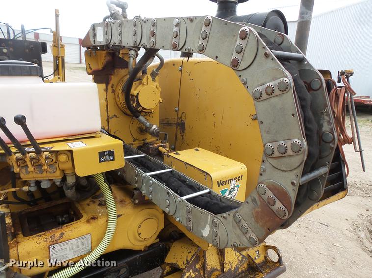 image for item DV9325 1999 Vermeer D24X40A directional boring unit