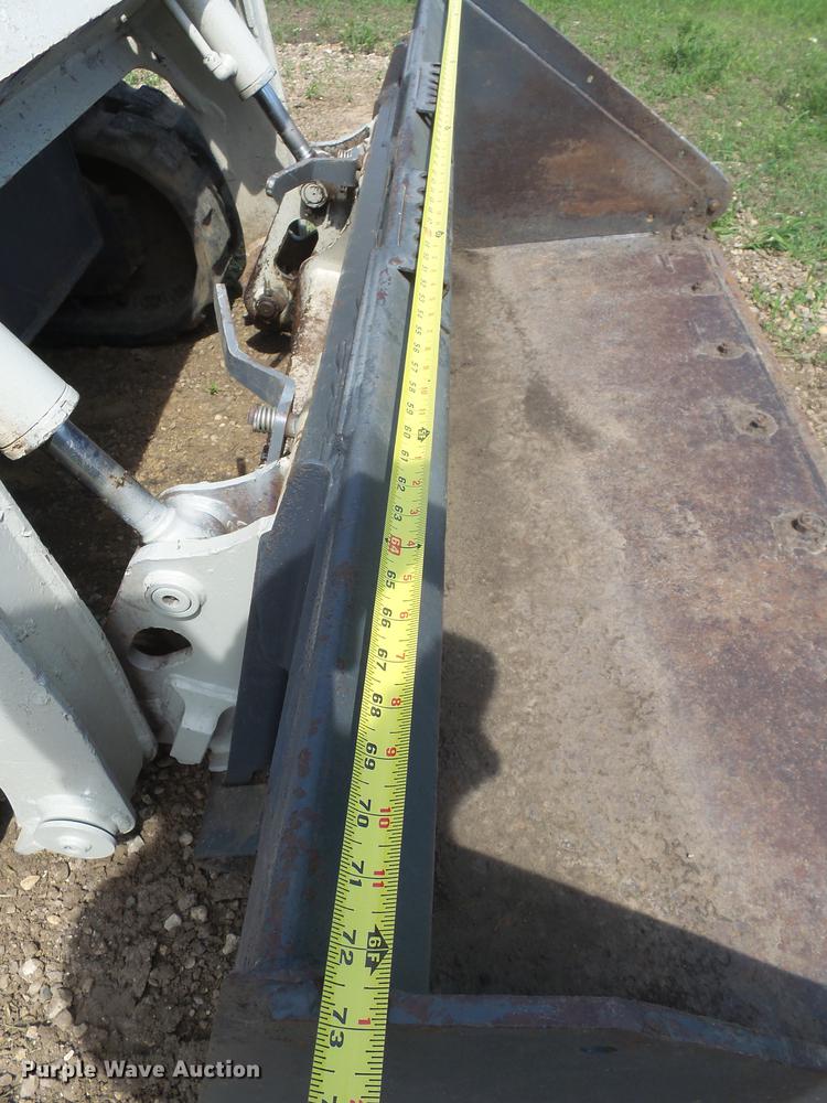 image for item DX9111 2003 Takeuchi TL130 skid steer