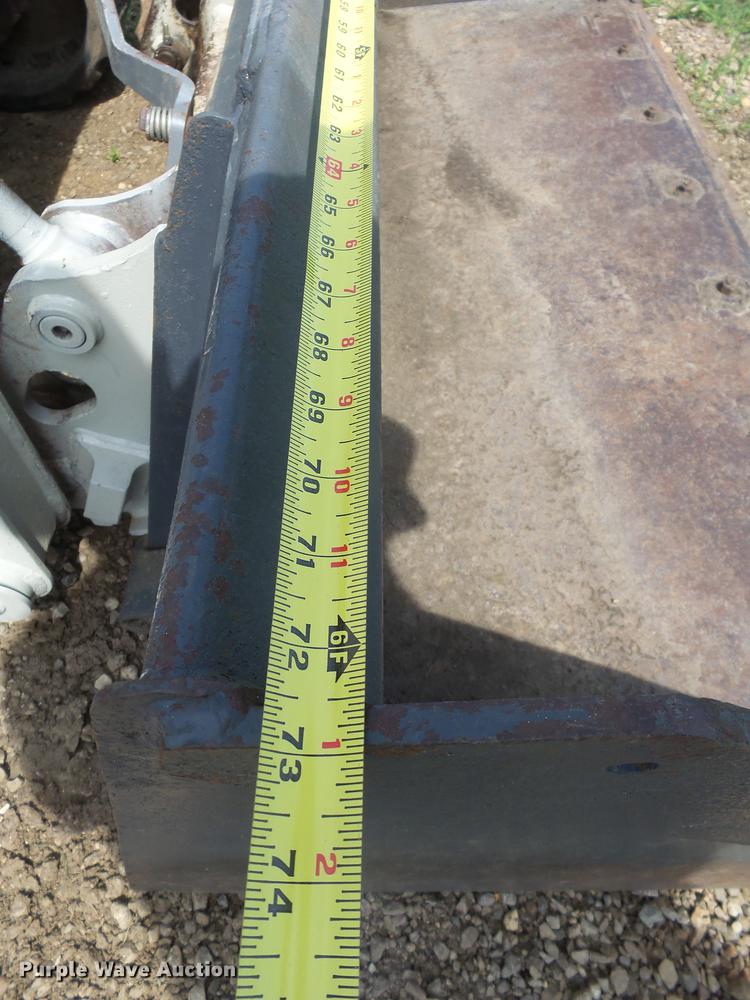 image for item DX9111 2003 Takeuchi TL130 skid steer