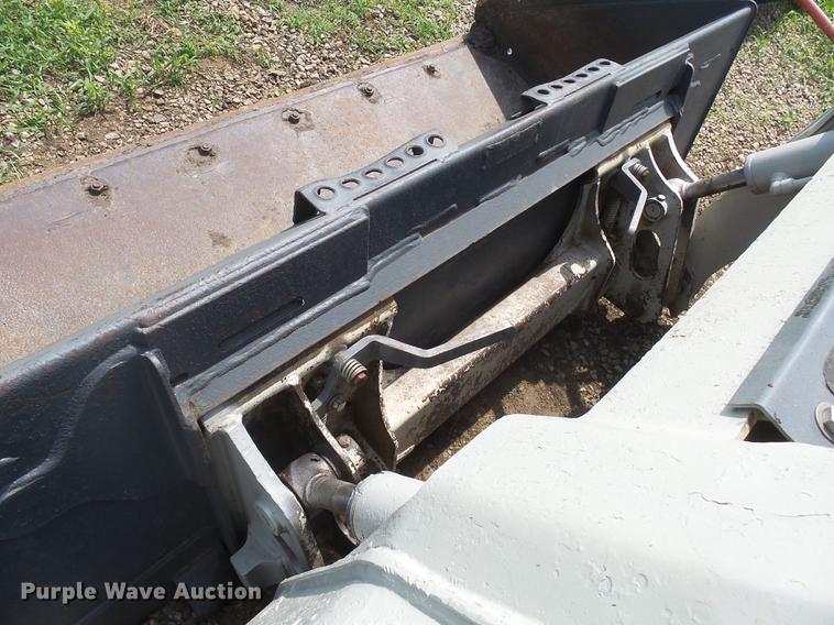 image for item DX9111 2003 Takeuchi TL130 skid steer