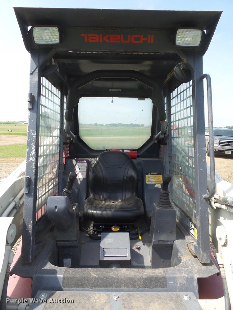 image for item DX9111 2003 Takeuchi TL130 skid steer