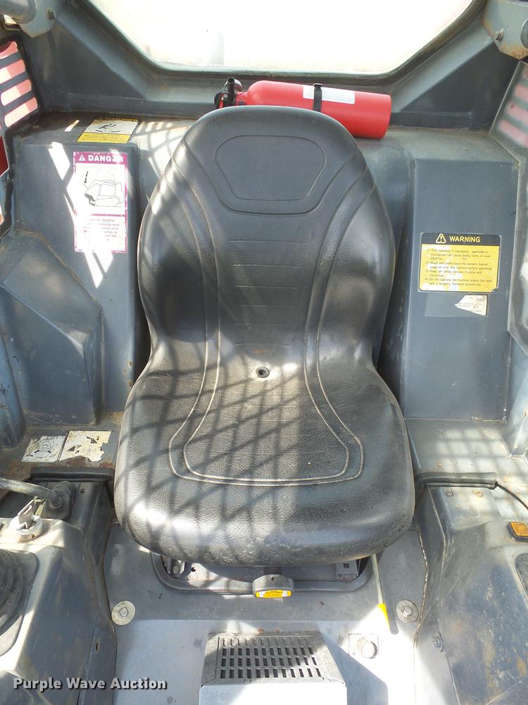 image for item DX9111 2003 Takeuchi TL130 skid steer