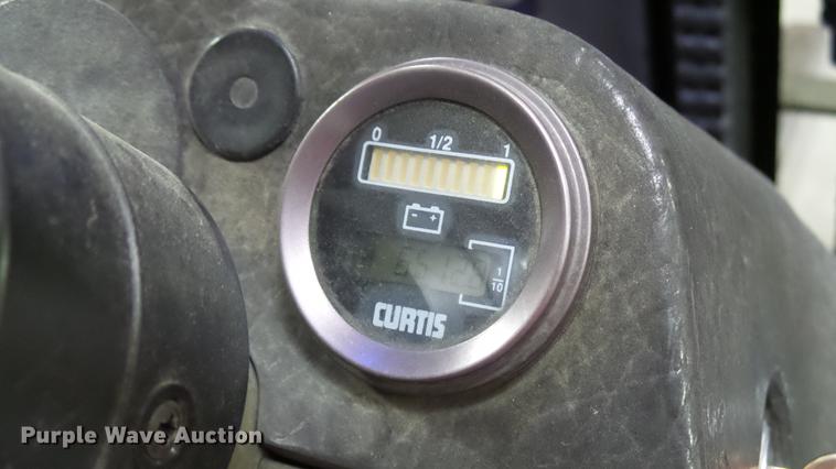 image for item DX9361 1995 Baker E25B forklift