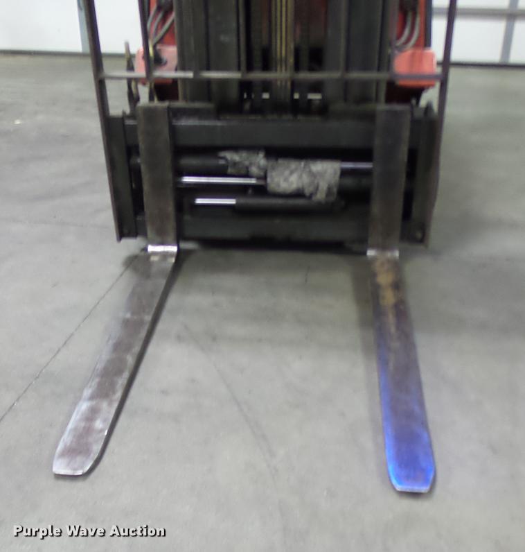 image for item DX9361 1995 Baker E25B forklift