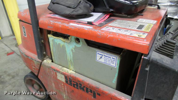 image for item DX9361 1995 Baker E25B forklift