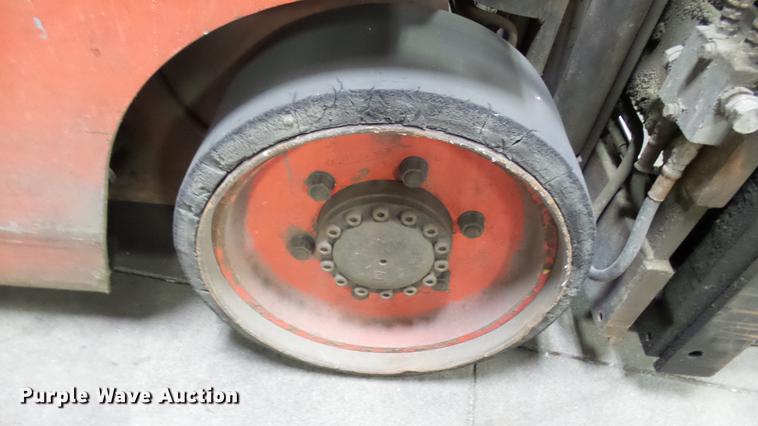 image for item DX9361 1995 Baker E25B forklift