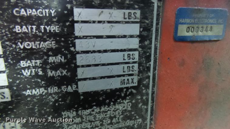 image for item DX9361 1995 Baker E25B forklift