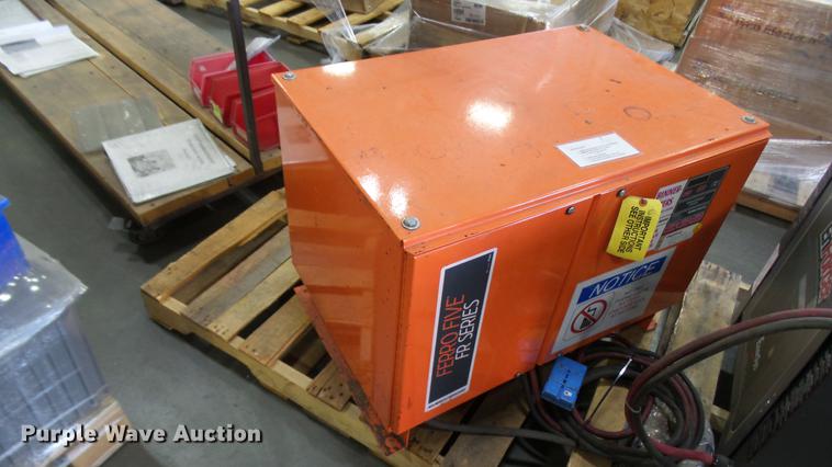 image for item DX9361 1995 Baker E25B forklift