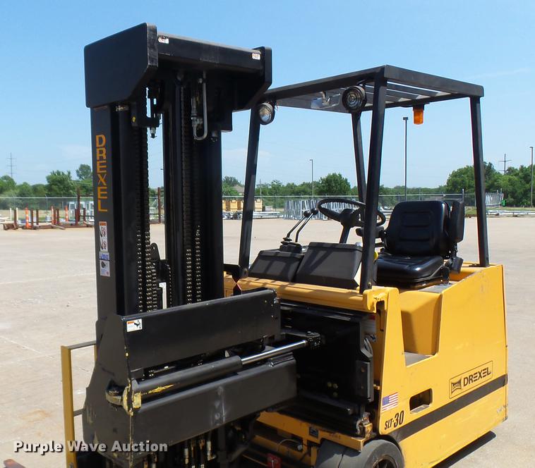 image for item DX9362 2002 Drexel SLT30R forklift