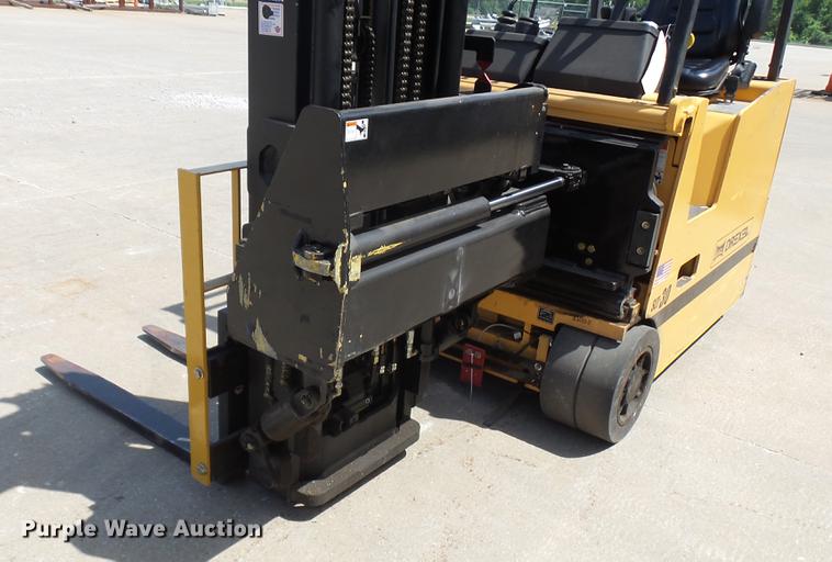 image for item DX9362 2002 Drexel SLT30R forklift