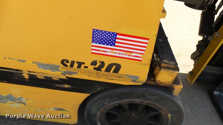 image for item DX9362 2002 Drexel SLT30R forklift