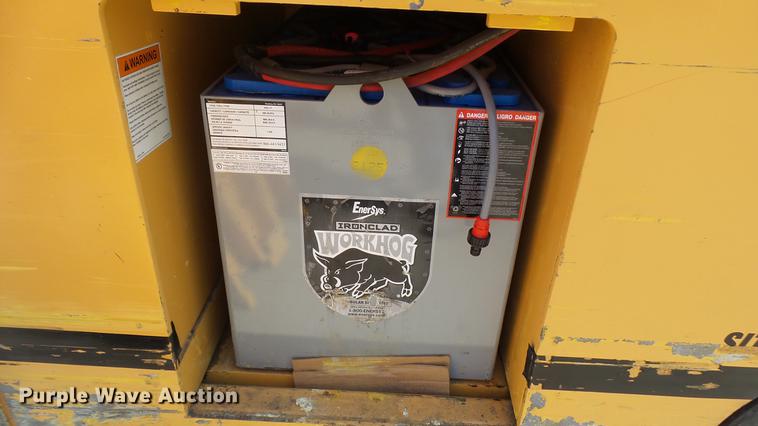 image for item DX9362 2002 Drexel SLT30R forklift