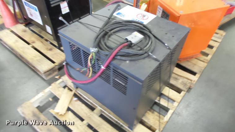 image for item DX9362 2002 Drexel SLT30R forklift