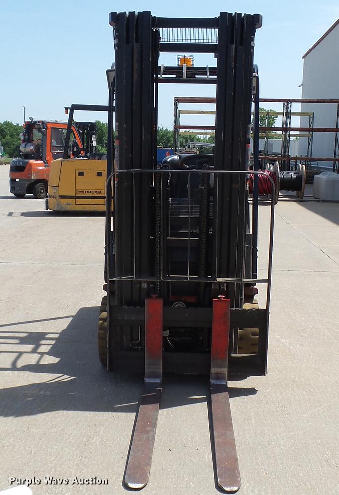 image for item DX9363 Raymond 440-C35 forklift
