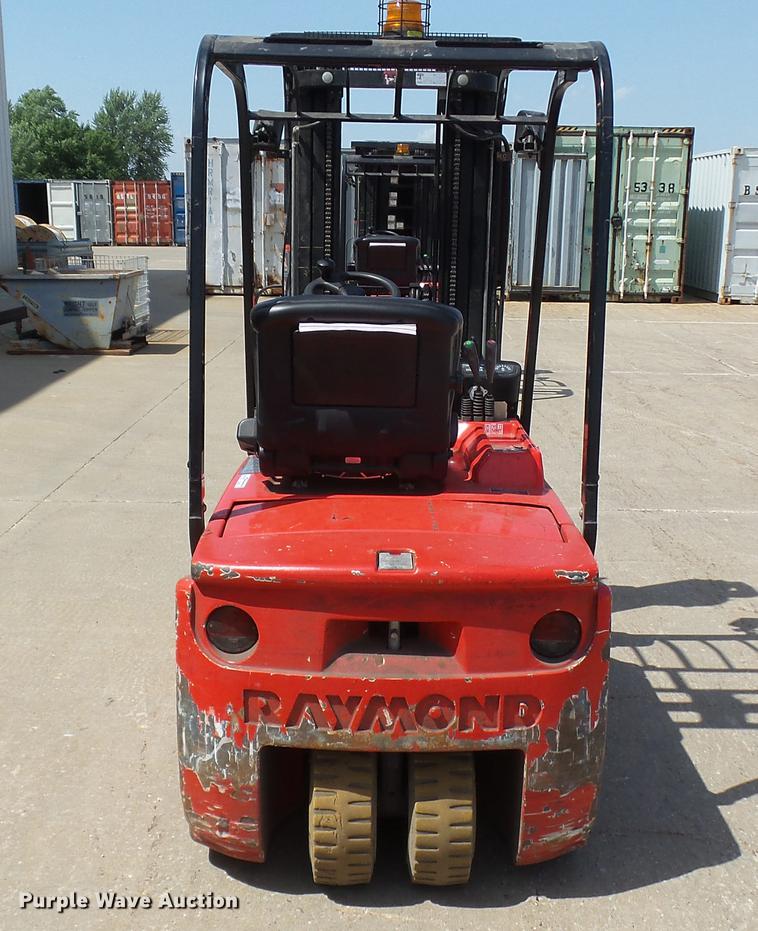 image for item DX9363 Raymond 440-C35 forklift