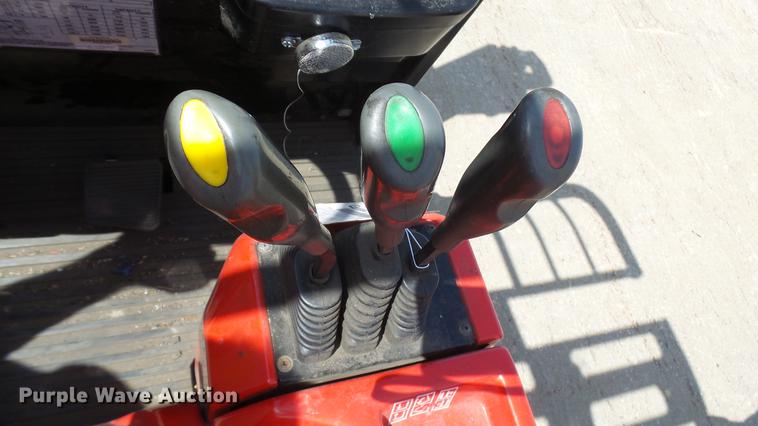 image for item DX9363 Raymond 440-C35 forklift