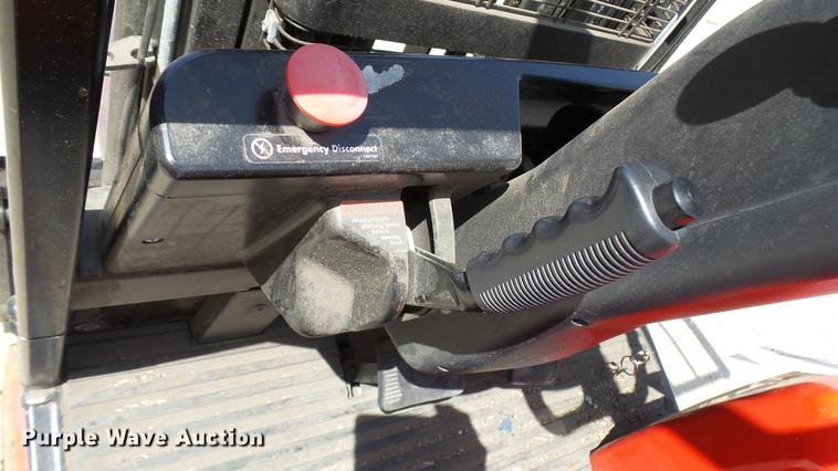 image for item DX9363 Raymond 440-C35 forklift