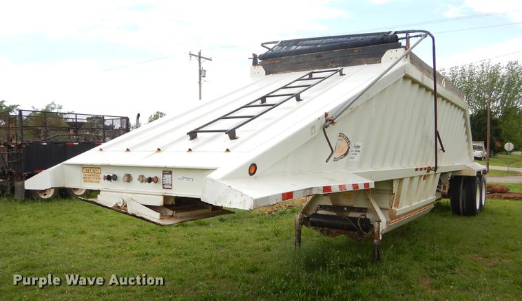 image for item EI9153 2009 CTS BDT-40 bottom dump trailer