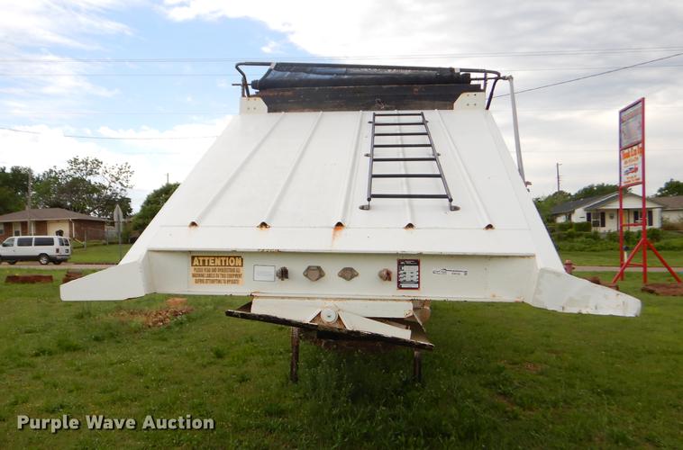 image for item EI9153 2009 CTS BDT-40 bottom dump trailer