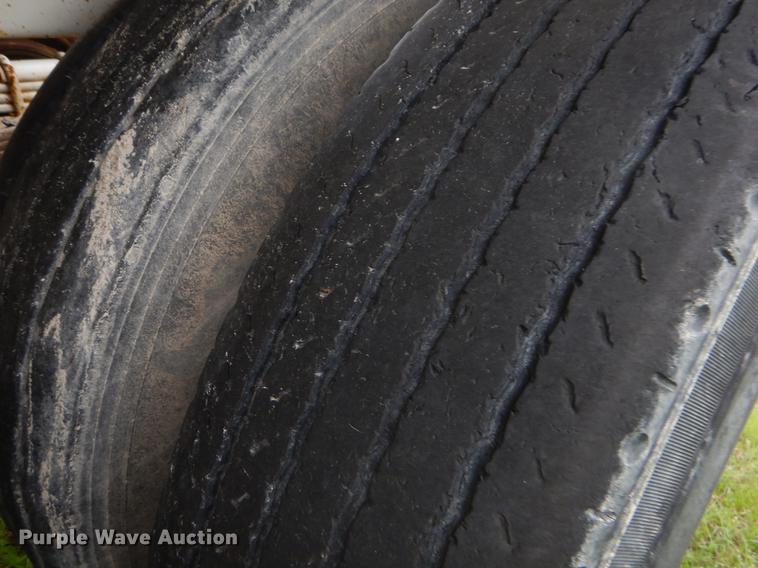 image for item EI9153 2009 CTS BDT-40 bottom dump trailer