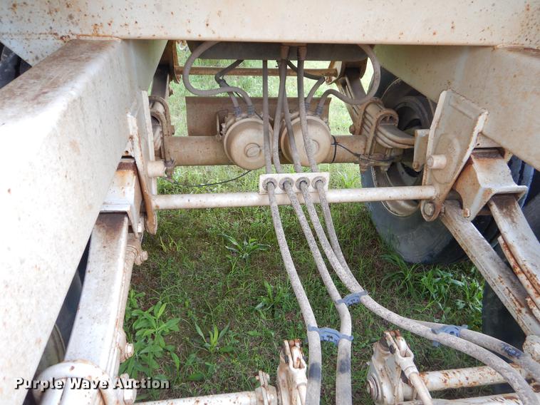 image for item EI9153 2009 CTS BDT-40 bottom dump trailer