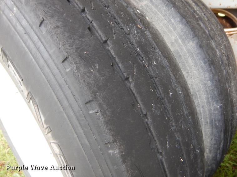 image for item EI9153 2009 CTS BDT-40 bottom dump trailer