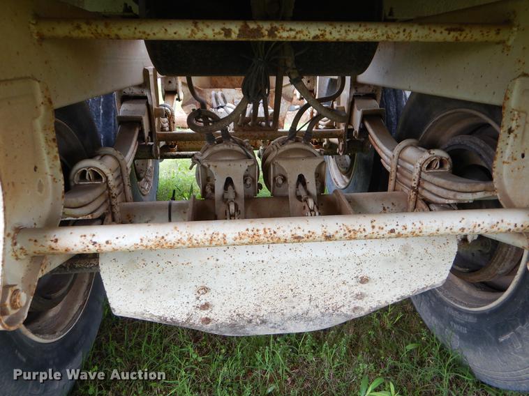 image for item EI9153 2009 CTS BDT-40 bottom dump trailer