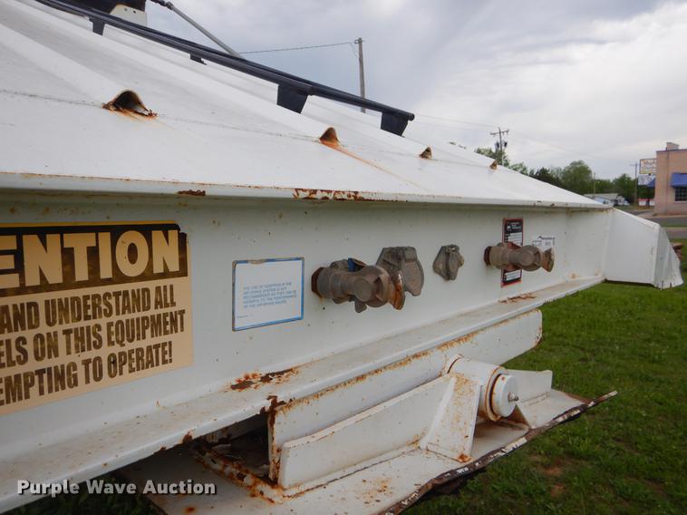 image for item EI9153 2009 CTS BDT-40 bottom dump trailer