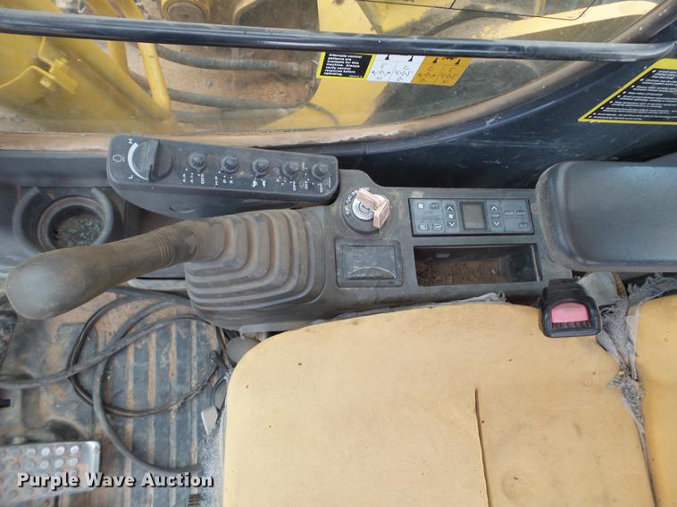 image for item EI9607 2007 John Deere 160C LC excavator