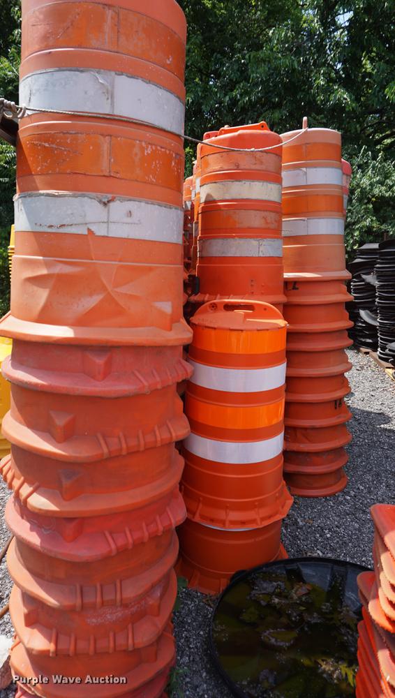 image for item EJ9477 Highway safety barrels with tire rings